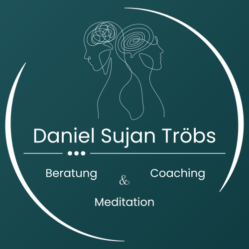 Daniel Troebs Logo